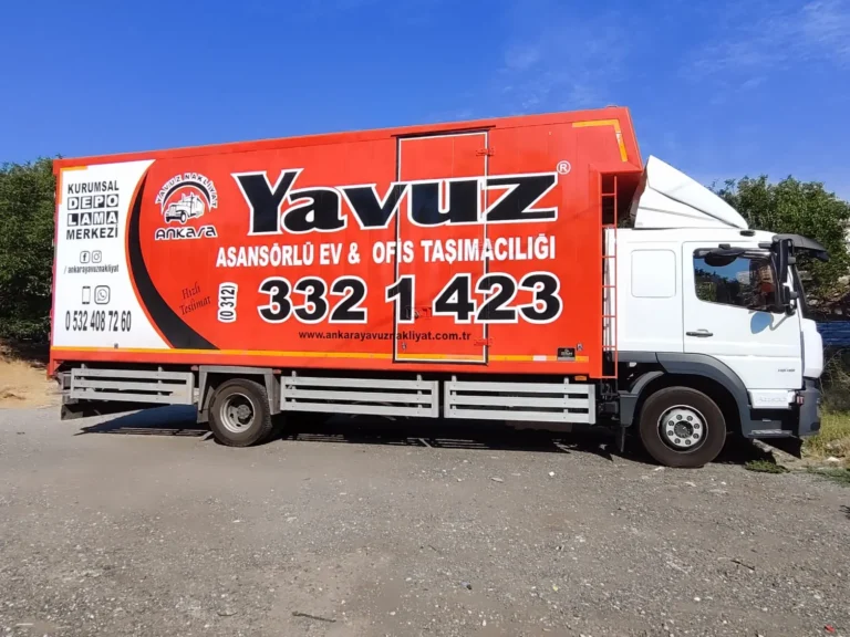 Yavuz Nakliyat kurumsal depolama ve asansörlü taşımacılık kamyonu